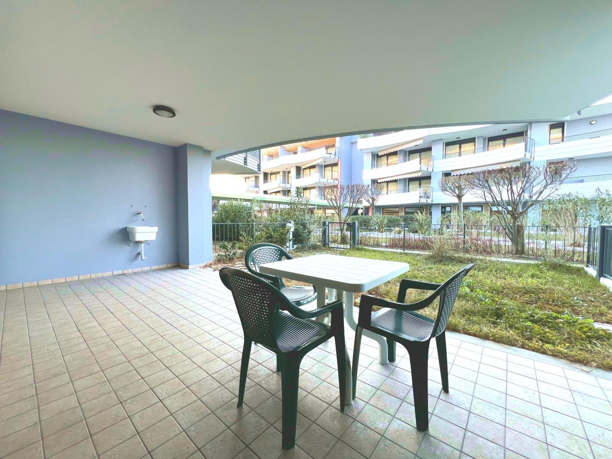 Costa Azzurra Apartment Grado Bilik gambar