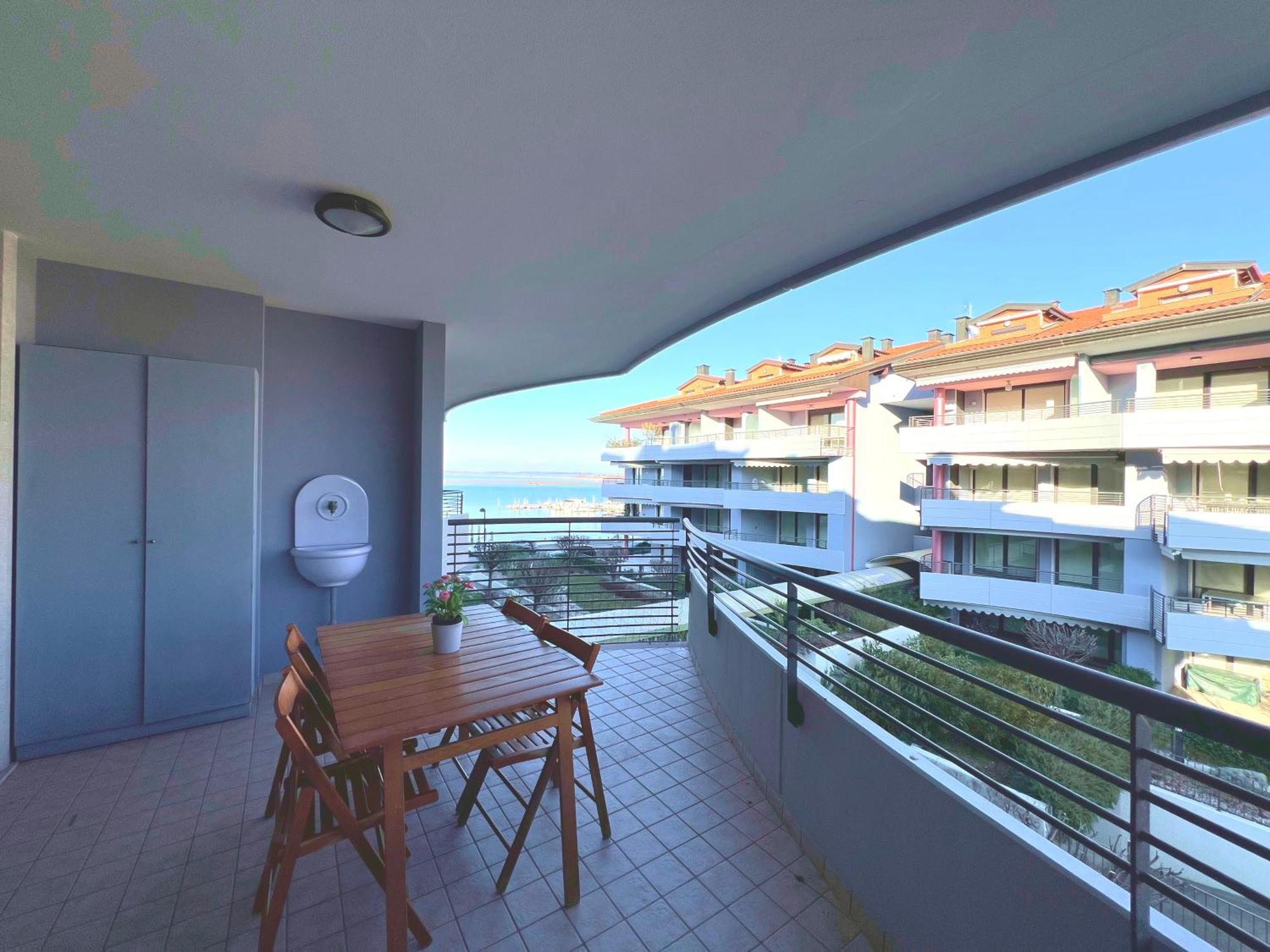 Costa Azzurra Apartment Grado Bilik gambar